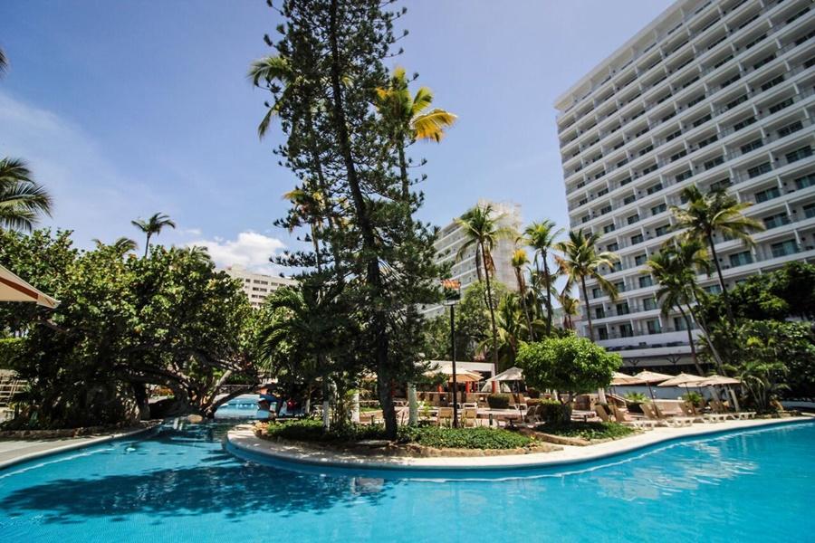 Emporio Acapulco Exterior foto The pool at the Royal