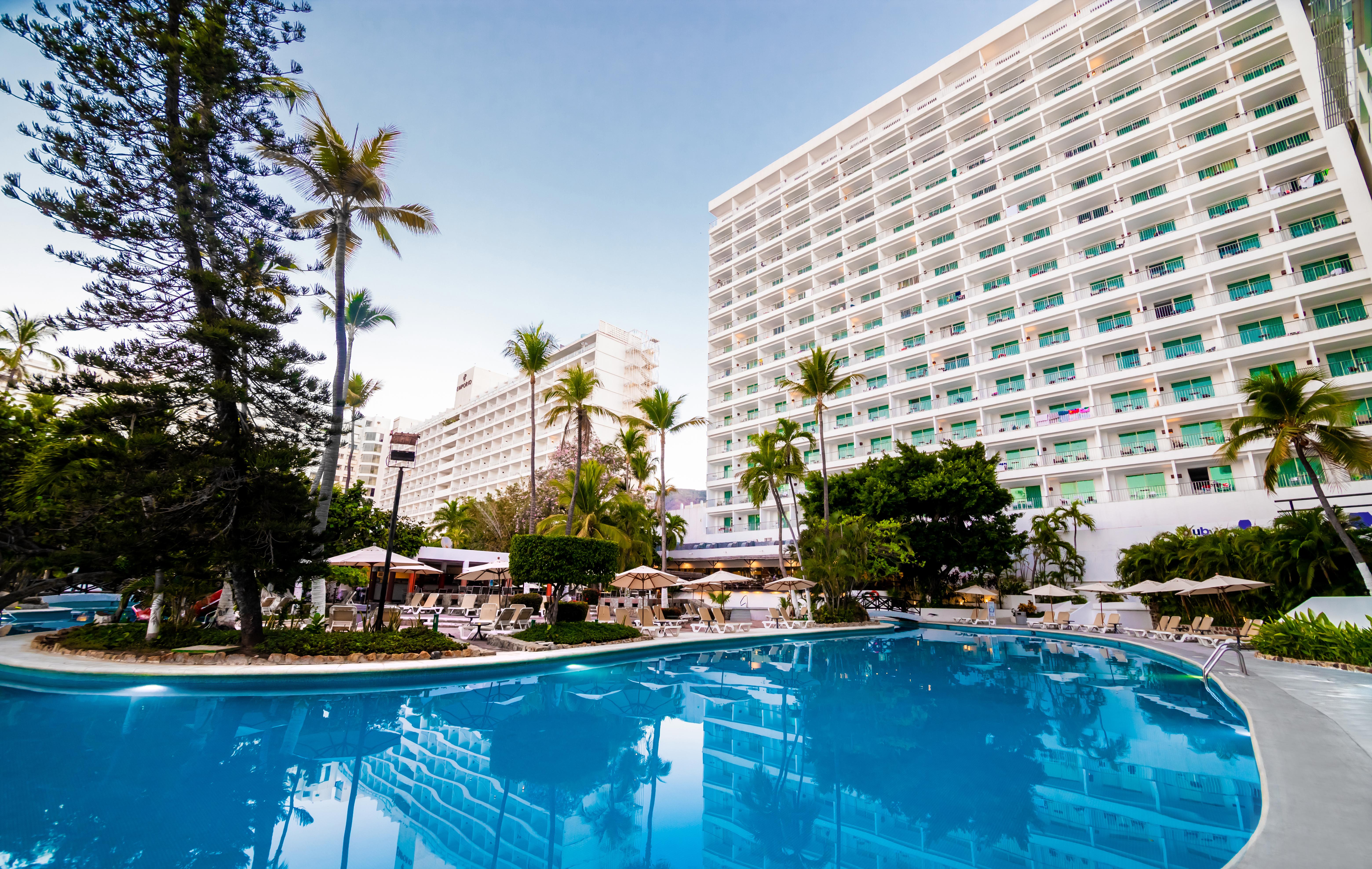 Emporio Acapulco Exterior foto The hotel in 2011